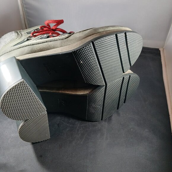 Sorel Women's Blake Boot Size 6 - Picture 9 of 11